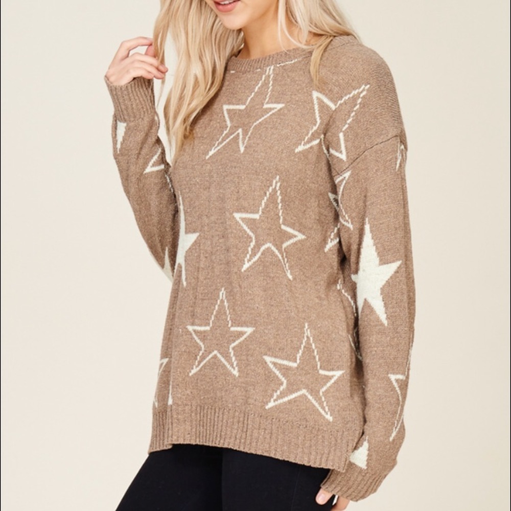 ⭐️Sale⭐️Beige Star Sweater